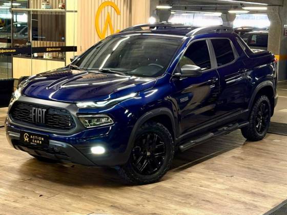 FIAT TORO 2.0 16V TURBO DIESEL ULTRA 4WD AT9 FIAT TORO 2.0 16V TURBO DIESEL ULTRA 4WD AT9